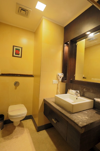 The Amaris Hotel Image 10